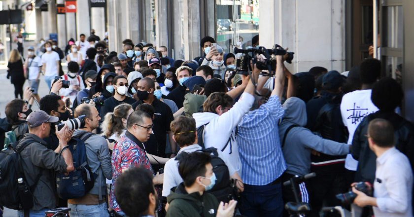 How shoppers storming Nike flagship store: Photos