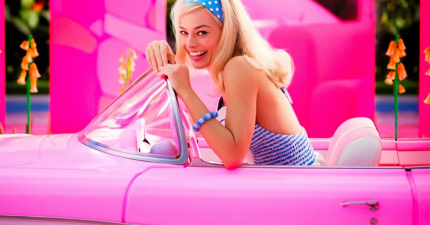 Warner Bros. showed Margot Robbie as “Barbie” for the first time
